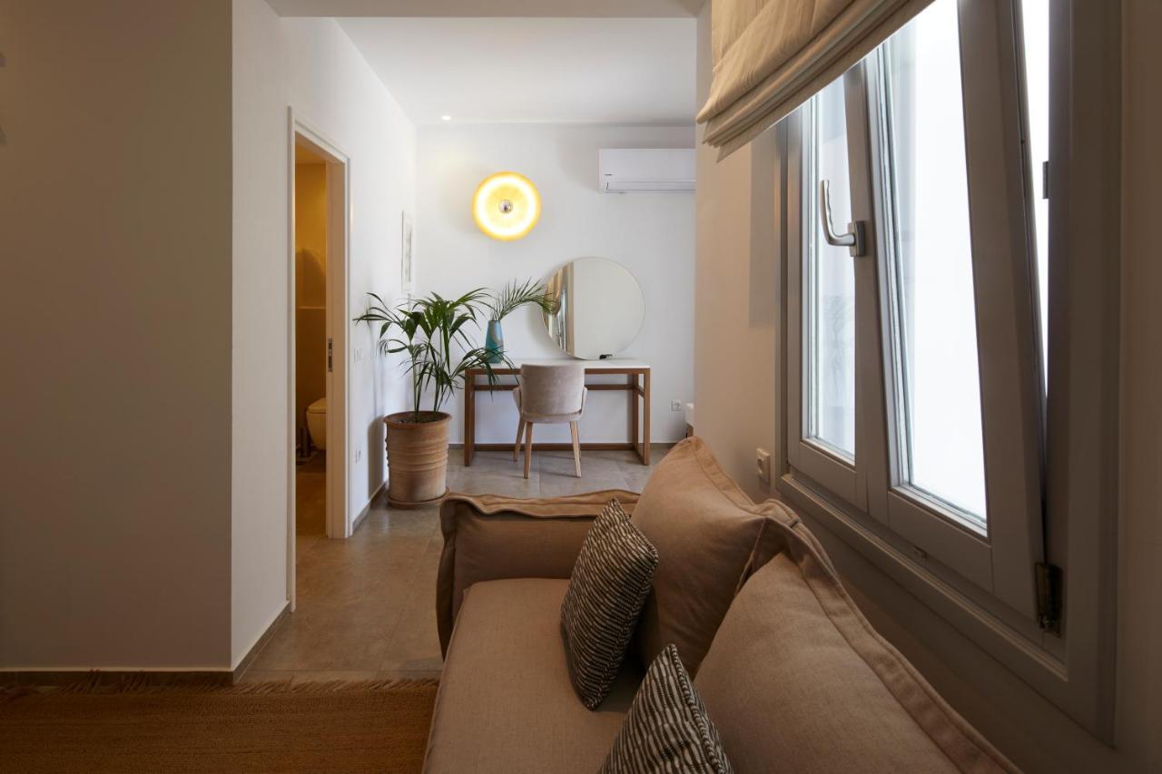 Orabel Suites Santorini (Adults Only) Playa de Perivolos Exterior foto