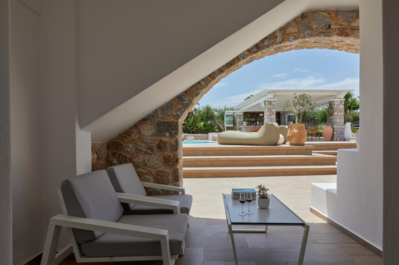 Orabel Suites Santorini (Adults Only) Playa de Perivolos Exterior foto